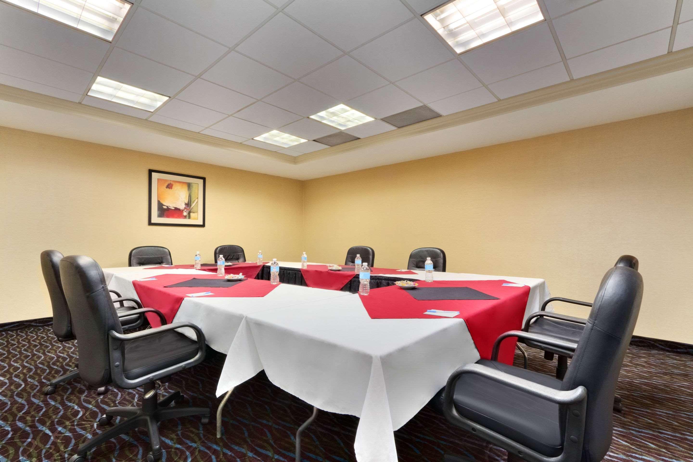 Comfort Inn & Suites Glen Mills - West Chester Exteriér fotografie