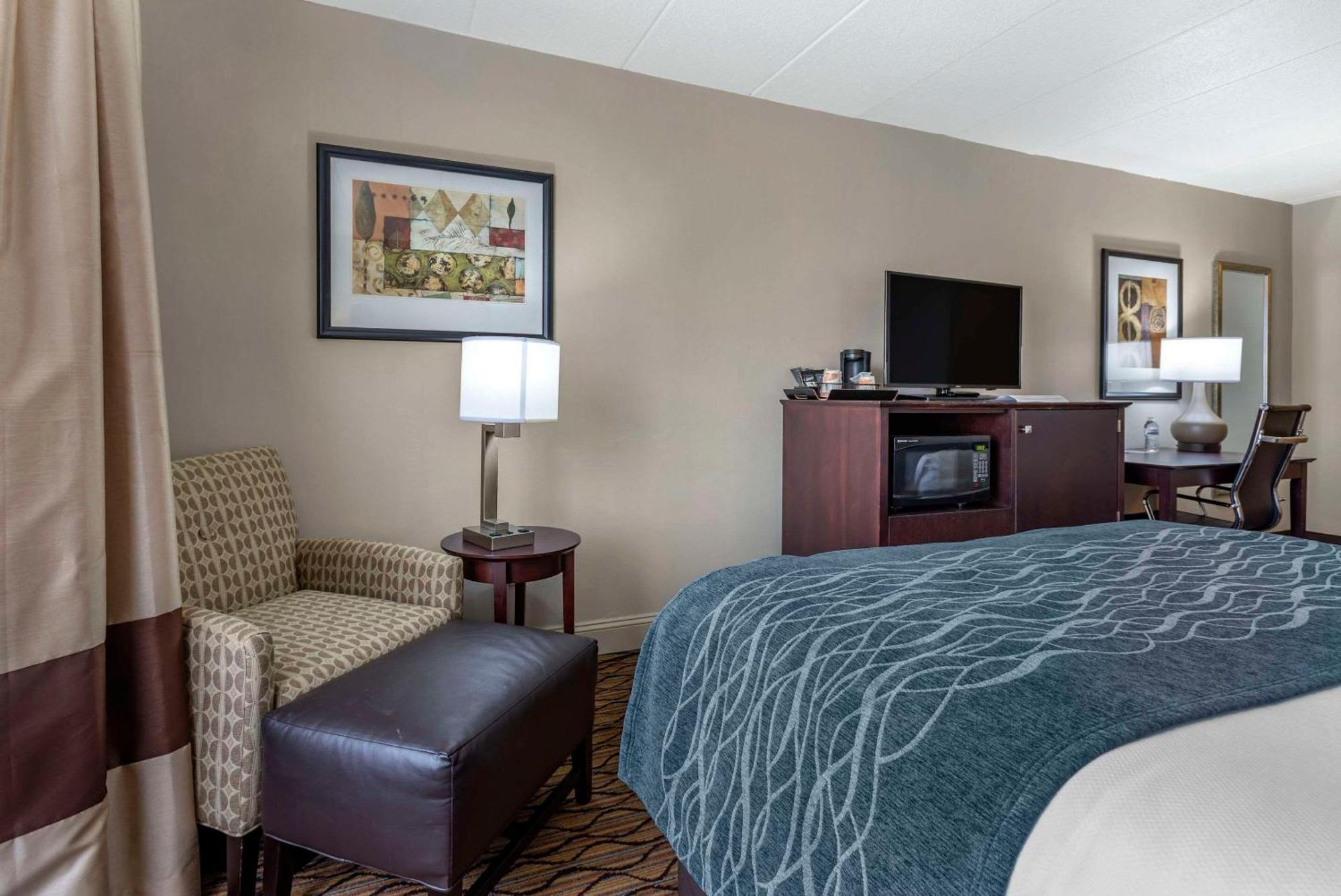 Comfort Inn & Suites Glen Mills - West Chester Exteriér fotografie